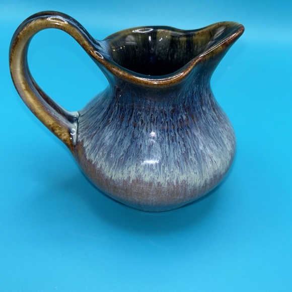 Bill Campbell art studio signed creamer - Picture 3 of 5